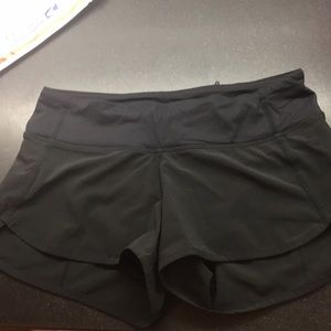 Lululemmon Speed Up Short 2.5